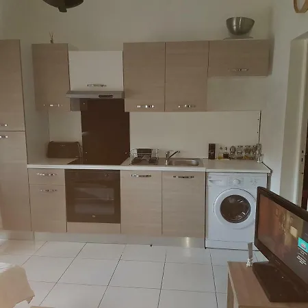 Studio Centre Les Pins Appartement *